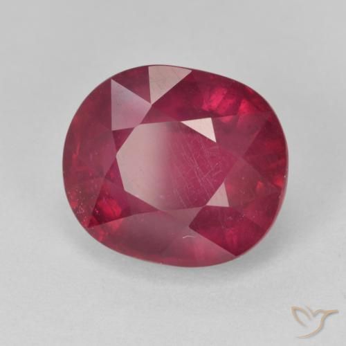 Rubí Rojo medio natural de 9.10 ct, Ovalada, VS