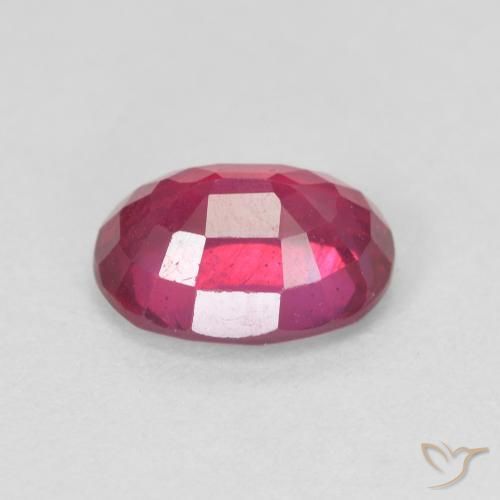 Rubí Rojo medio natural de 1.74 ct, Ovalada, VS