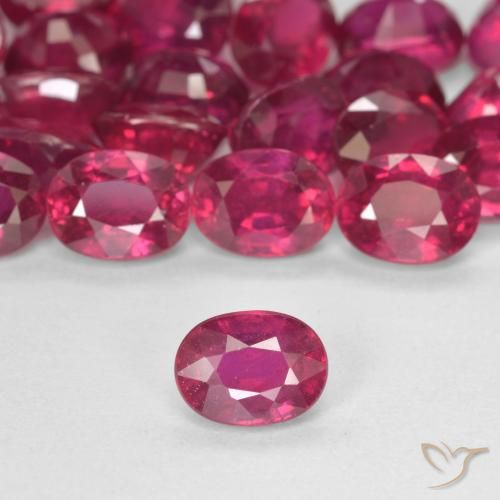 2.03ct Natural Rosado rojizo intenso Rubí, Ovalada, VS