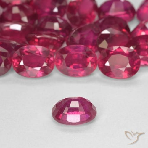Rubí Rosado rojizo intenso natural de 2.03 ct, Ovalada, VS