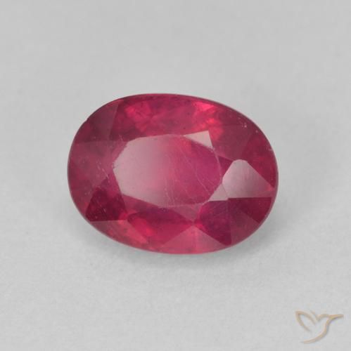 Rubí Rojo medio natural de 2.17 ct, Ovalada, VS-SI