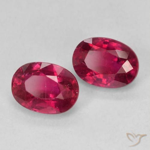 Gemas de Rubí Medium Dark-Red natural de 2.49 ct, Ovalada, VS