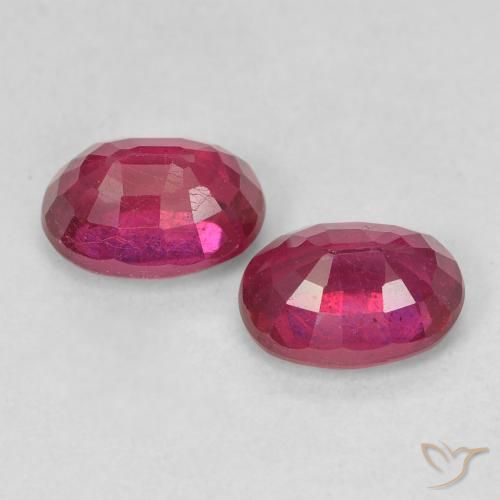 Gemas de Rubí Medium Dark-Red natural de 2.49 ct, Ovalada, VS