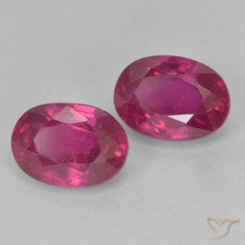 Gemas de Rubí Rojo claro natural de 2.62 ct, Ovalada, VS