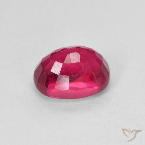 Rubí Rojo medio natural de 1.50 ct, Ovalada, VS