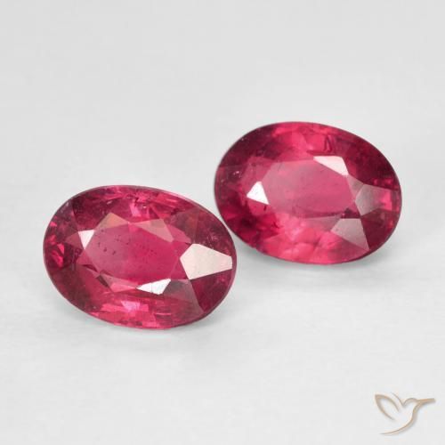 Gemas de Rubí Medium Dark-Red natural de 2.51 ct, Ovalada, VS