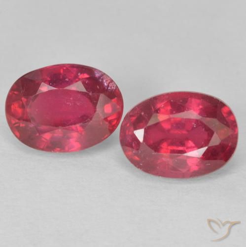 2.62ctw Natural Medium Dark-Red Rubí, Ovalada, VS