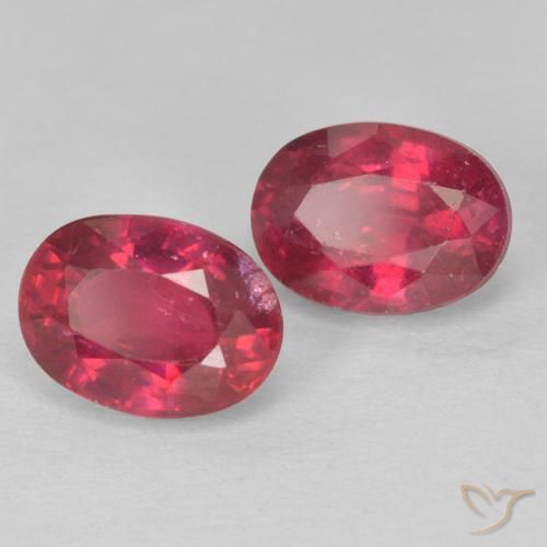 Gemas de Rubí Medium Dark-Red natural de 2.62 ct, Ovalada, VS