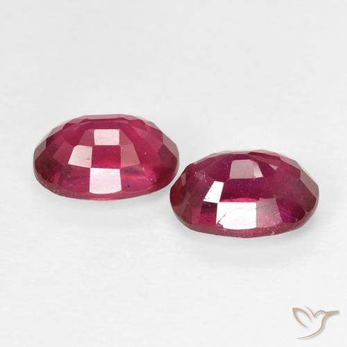Gemas de Rubí Medium Dark-Red natural de 2.56 ct, Ovalada, VS