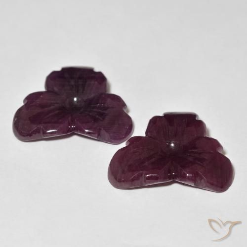 Gemas de Rubí Rojo caoba natural de 19.71 ct, Corte Flor, Opaco