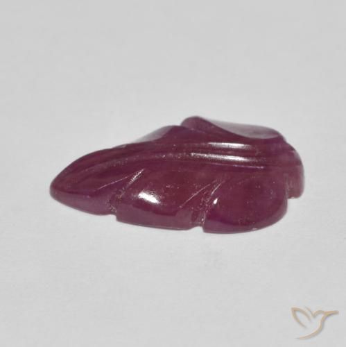 Rubí Púrpura medio natural de 4.07 ct, Elegante, Opaco