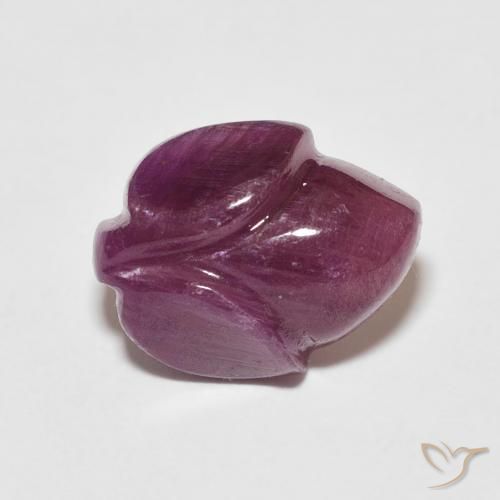 Rubí Rojo oscuro natural de 4.90 ct, Corte Flor, Opaco