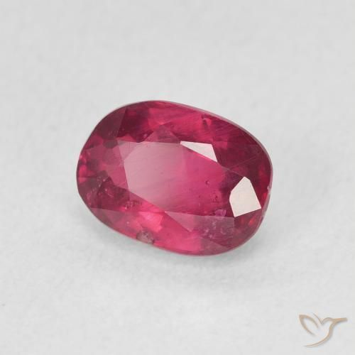 Rubí Medium Dark-Red natural de 1.32 ct, Ovalada, VS