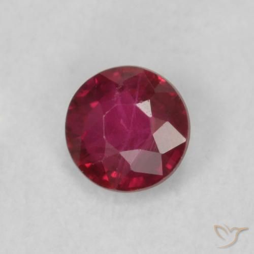 Rubí Rojo oscuro natural de 0.20 ct, Redondo, VS