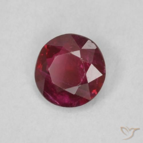 Rubí Rojo oscuro natural de 0.25 ct, Corte Redondo, SI