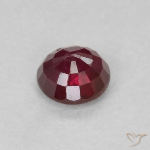 Rubí Rojo oscuro natural de 0.30 ct, Redondo, SI