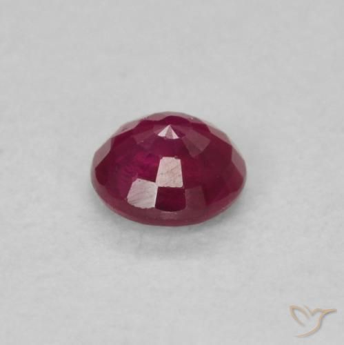 Rubí Rojo oscuro natural de 0.21 ct, Redondo, VS