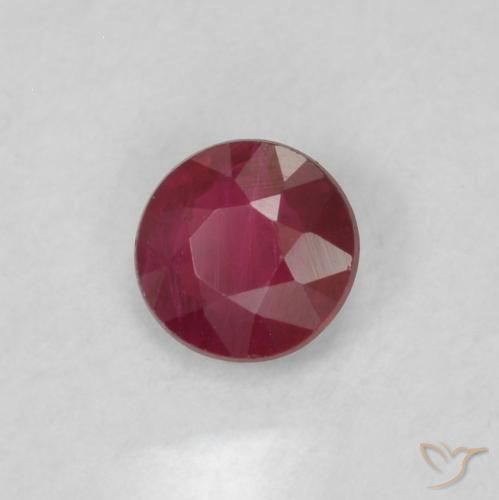 Rubí Rojo oscuro natural de 0.19 ct, Redondo, VS