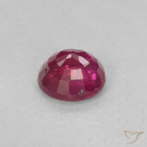 Rubí Rojo vino intenso natural de 0.21 ct, Redondo, VS-SI