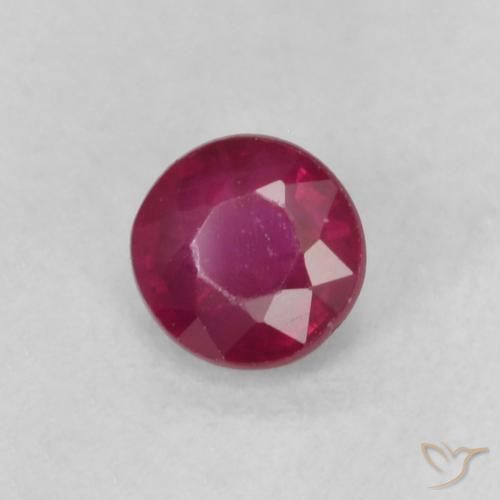 Rubí Rojo oscuro natural de 0.22 ct, Redondo, VS-SI