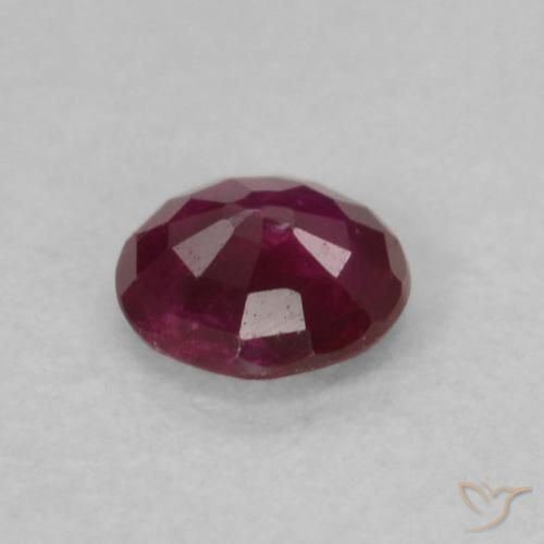 Rubí Rojo oscuro natural de 0.14 ct, Redondo, VS