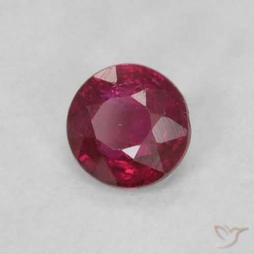 Rubí Rojo medio natural de 0.21 ct, Redondo, VS