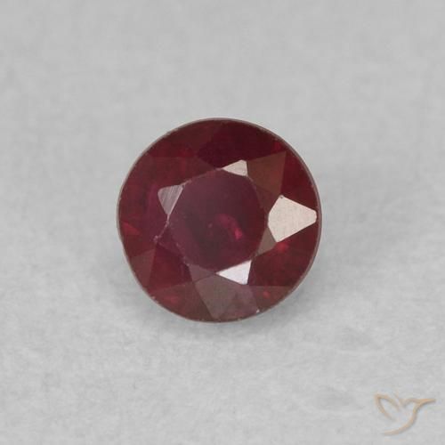 Rubí Rojo vino natural de 0.37 ct, Redondo, SI