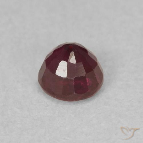 Rubí Rojo vino natural de 0.37 ct, Redondo, SI