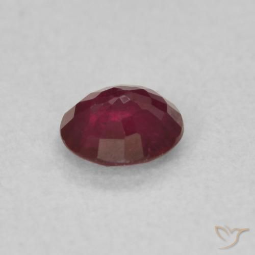 Rubí Rojo medio natural de 0.24 ct, Redondo, SI
