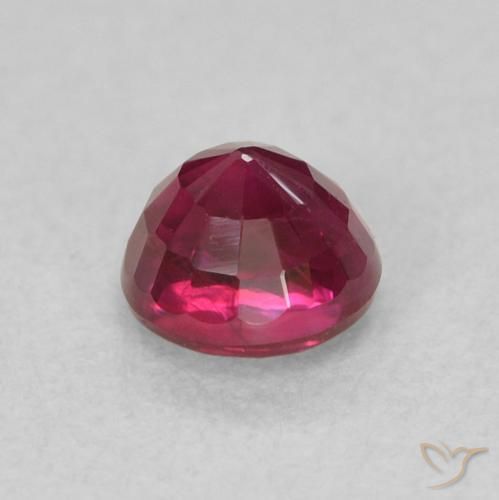 Rubí Rojo medio natural de 0.40 ct, Redondo, SI