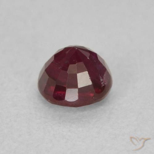 Rubí Rojo oscuro natural de 0.36 ct, Redondo, SI