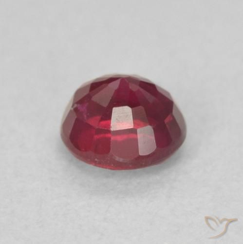 Rubí Rojo medio natural de 0.37 ct, Redondo, SI
