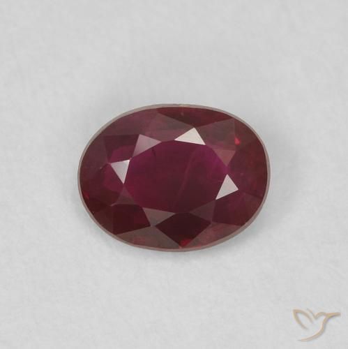 0.42ct Natural Rojo oscuro Rubí, Ovalada, VS