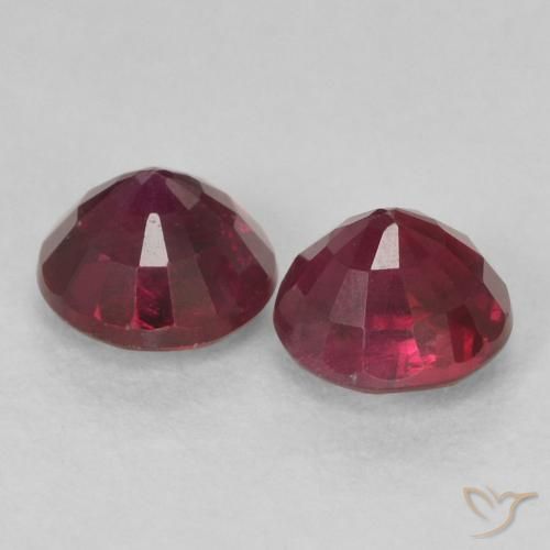 Gemas de Rubí Rojo oscuro natural de 0.73 ct, Redondo, VS-SI