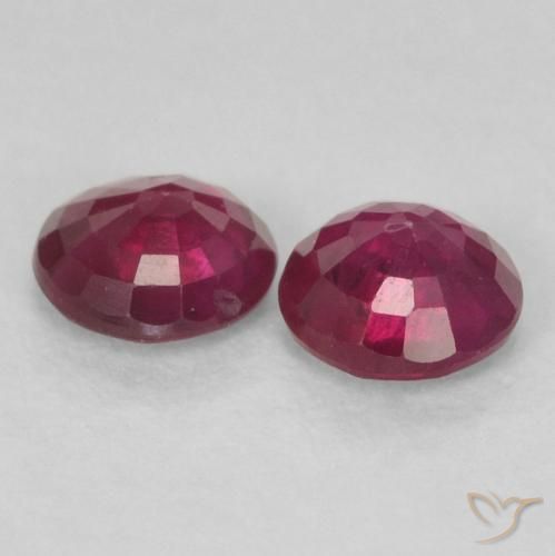 Gemas de Rubí Rojo oscuro natural de 0.50 ct, Redondo, SI
