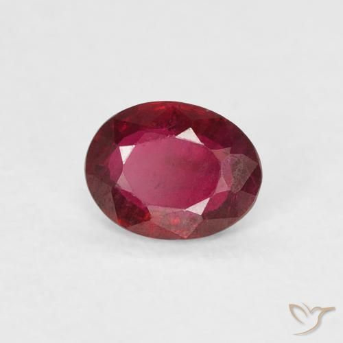 Rubí Rojo oscuro natural de 0.38 ct, Ovalada, VVS-VS