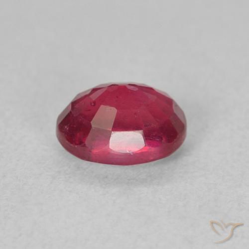 Rubí Rosado rojizo intenso natural de 1.53 ct, Ovalada, VS