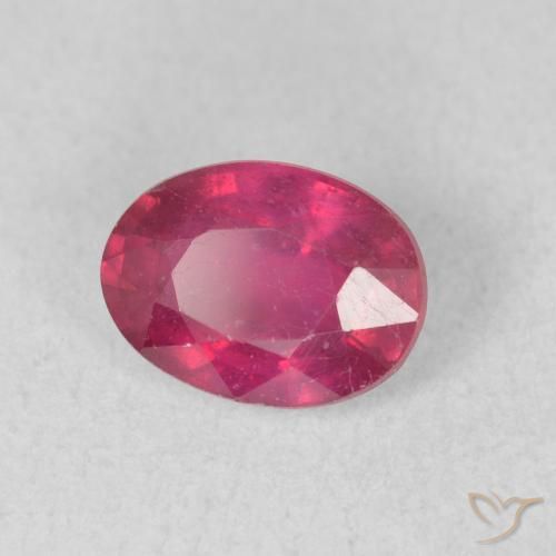 Rubí Rosado rojizo natural de 1.12 ct, Ovalada, VS