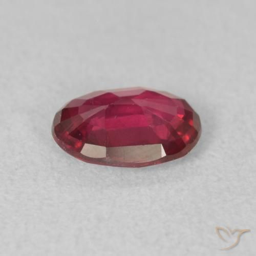 Rubí Rojo mermelada natural de 0.85 ct, Ovalada, VS