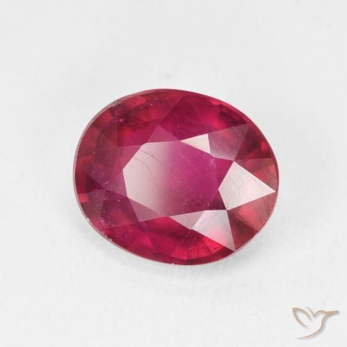 Rubí Medium Dark-Red natural de 5.05 ct, Ovalada, VS