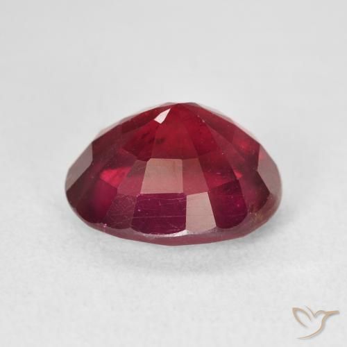 Rubí Medium Dark-Red natural de 7.45 ct, Ovalada, VS