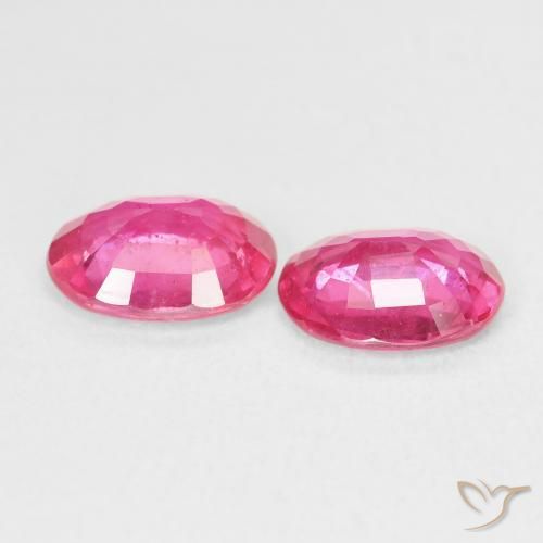 Gemas de Rubí Magenta intenso natural de 2.94 ct, Ovalada, VS