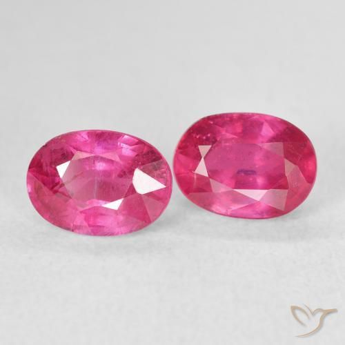 Gemas de Rubí Magenta intenso natural de 2.91 ct, Ovalada, VS