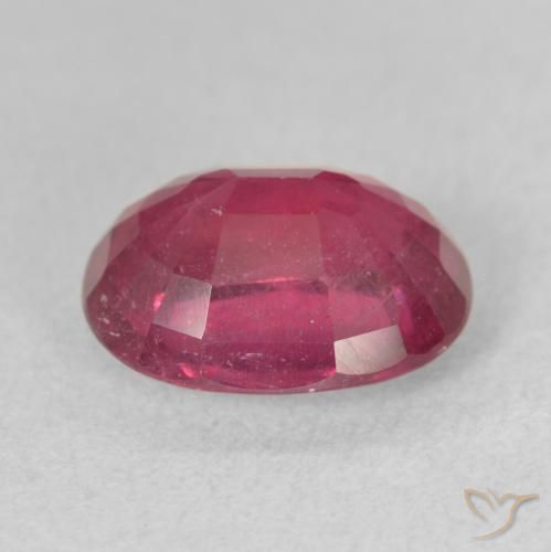 Rubí Rojo medio natural de 3.51 ct, Ovalada, VS-SI