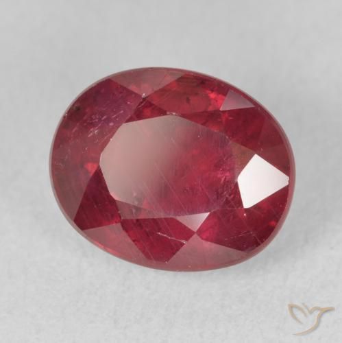 Rubí Carmesí intenso natural de 4.75 ct, Ovalada, VS-SI