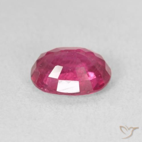 Rubí Rojo medio natural de 1.87 ct, Ovalada, VS-SI