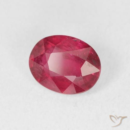 Rubí Rojo medio natural de 1.70 ct, Ovalada, VS-SI