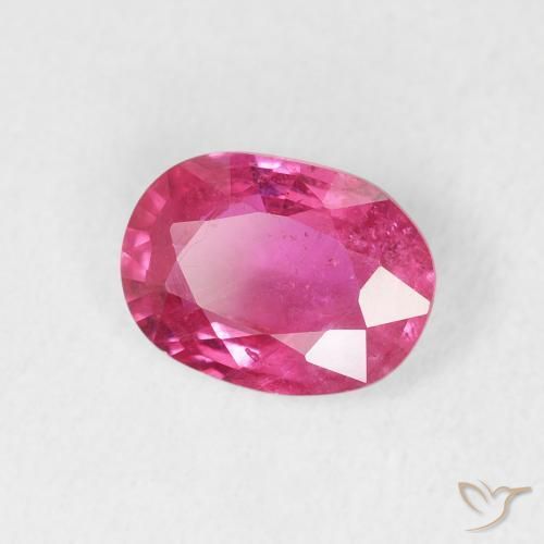 Rubí Rosado intenso natural de 1.47 ct, Ovalada, VS-SI