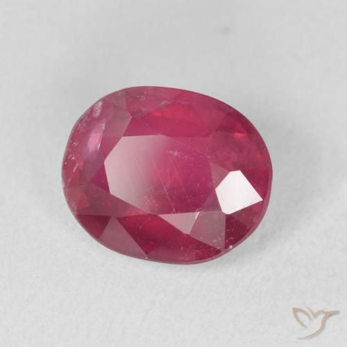 Rubí Carmesí intenso natural de 3.36 ct, Ovalada, VS-SI