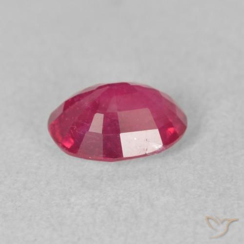 Rubí Rosado medio natural de 1.53 ct, Ovalada, VS-SI